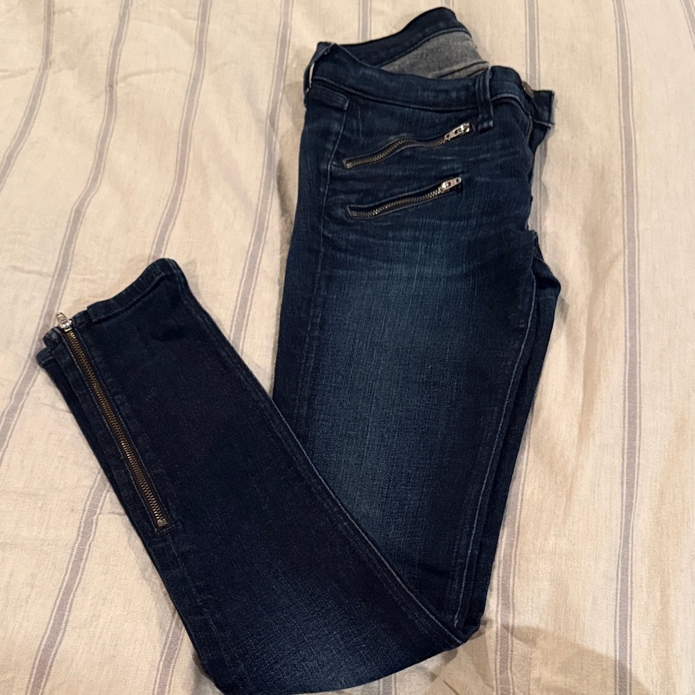 Rage & Bone Dark Blue Women's Jeans with Zipper Accents